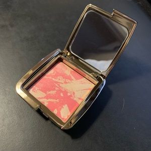 Hourglass Ambient Lighting Blush - Diffused Heat